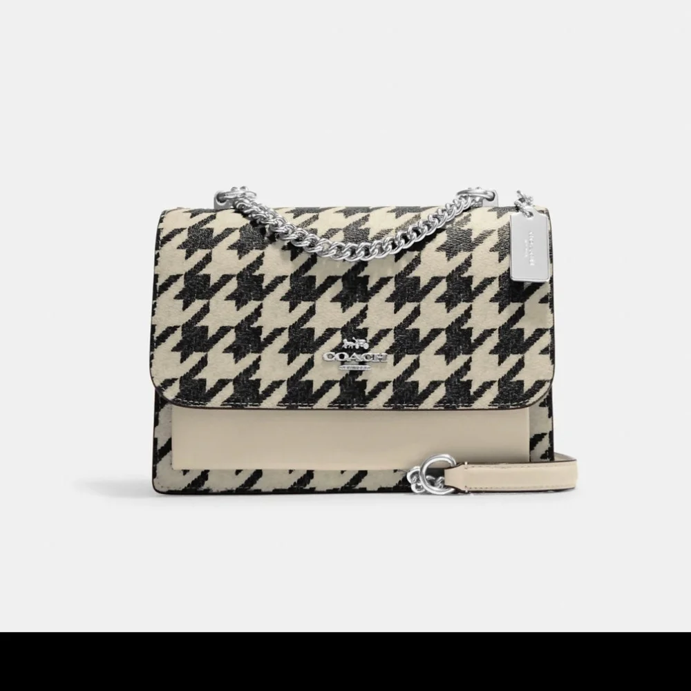 COACH 🖤🤍 Klare Houndstooth Black and White / Cream Crossbody Bag Chain CJ625